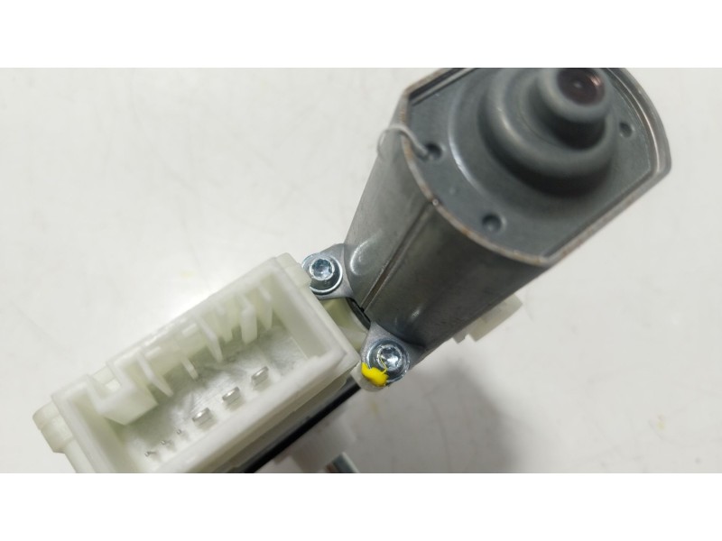 Recambio de motor elevalunas delantero derecho para bmw x7 (g07) xdrive 40 d mild-hybrid referencia OEM IAM  9450070 