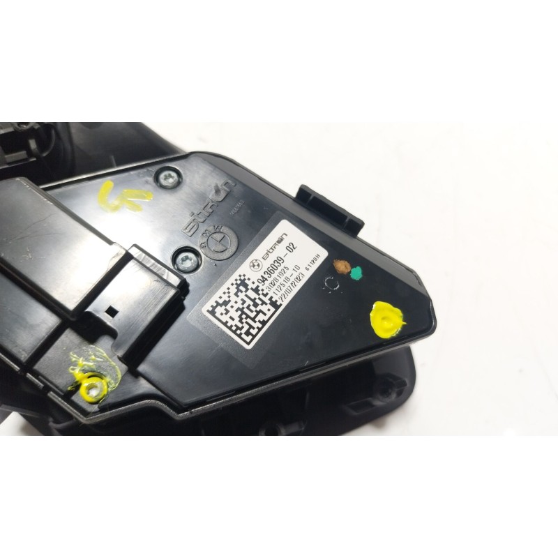 Recambio de maneta interior delantera derecha para bmw x7 (g07) xdrive 40 d mild-hybrid referencia OEM IAM  943603902 