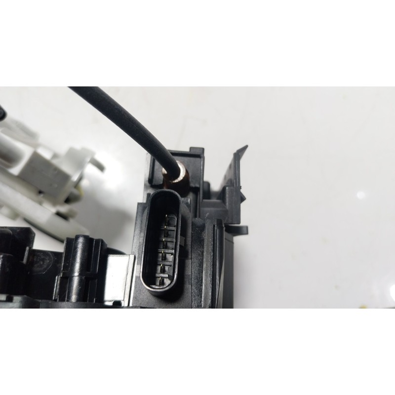 Recambio de cerradura puerta trasera izquierda para bmw x7 (g07) xdrive 40 d mild-hybrid referencia OEM IAM  51227477703 