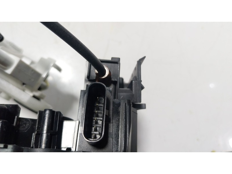 Recambio de cerradura puerta trasera izquierda para bmw x7 (g07) xdrive 40 d mild-hybrid referencia OEM IAM  51227477703 