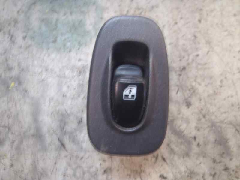Recambio de mando elevalunas trasero izquierdo para hyundai accent (lc) gl 4p referencia OEM IAM   