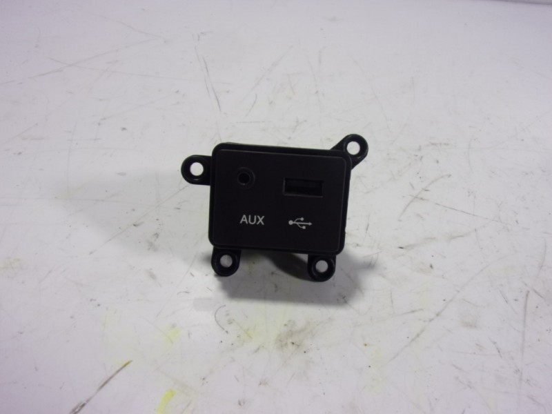 Recambio de modulo electronico para ssangyong korando premium 4x2 referencia OEM IAM   