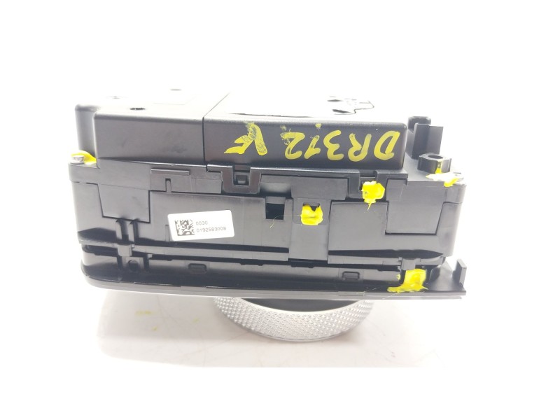 Recambio de mando multifuncion para bmw x7 (g07) xdrive 40 d mild-hybrid referencia OEM IAM  65825A371C6 