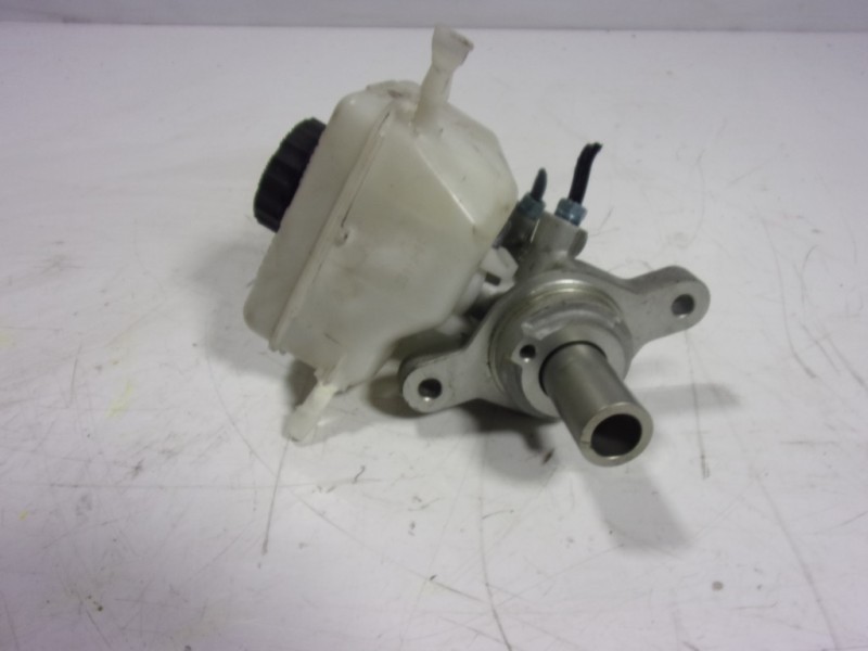 Recambio de bomba freno para bmw serie 1 lim. (f20) 2.0 turbodiesel referencia OEM IAM 34336851093  