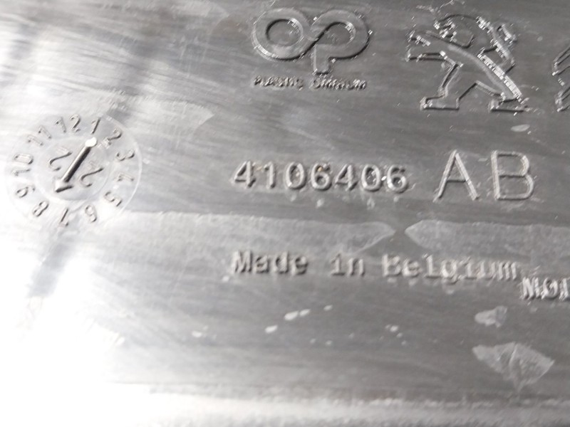 Recambio de deposito aditivo para peugeot boxer furgoneta 2.2 bluehdi 120 referencia OEM IAM 9824786280 4106406 