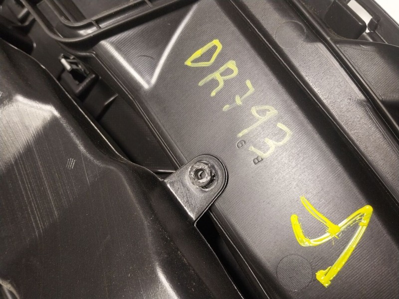 Recambio de salpicadero para cupra sportstourer (kl8, ku8, kud) 1.5 tsi phev referencia OEM IAM   