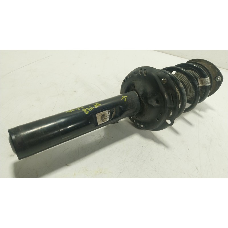 Recambio de amortiguador delantero izquierdo para audi a3 sportback (8ya, 8yf) 35 tdi referencia OEM IAM   