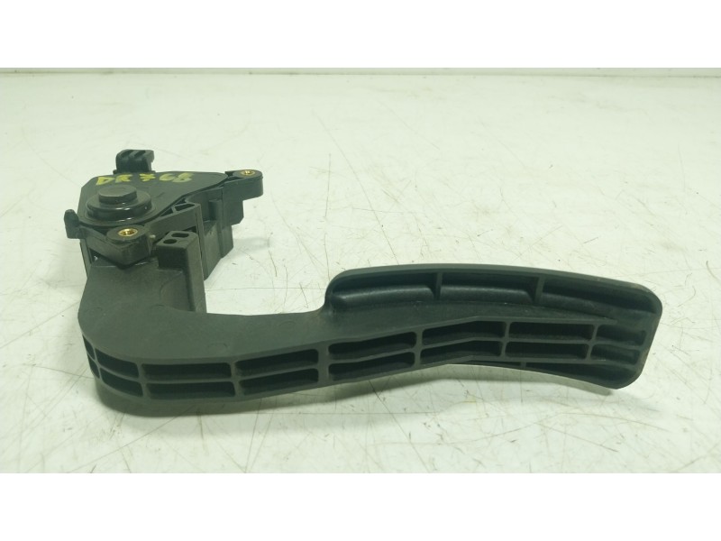 Recambio de potenciometro pedal para dacia dokker furgoneta/monovolumen 1.6 referencia OEM IAM  180021343R 