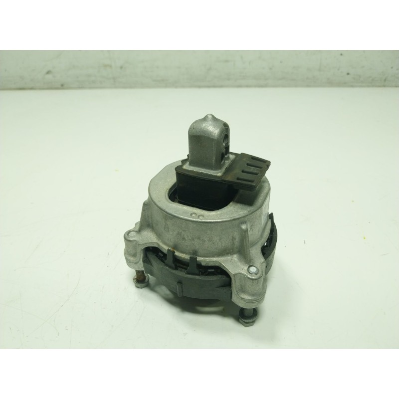 Recambio de soporte motor derecho para bmw 5 (g30, f90) 530 i mild-hybrid xdrive referencia OEM IAM 22116860496 686049604 