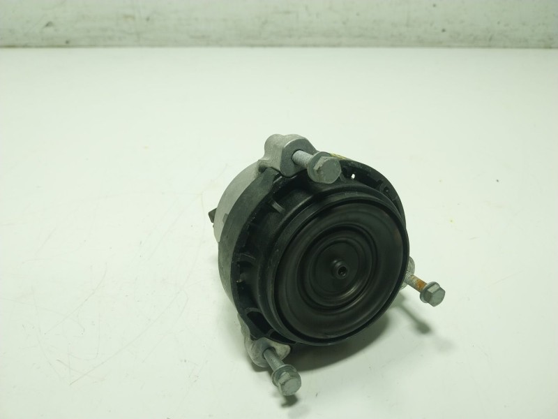 Recambio de soporte motor derecho para bmw 5 (g30, f90) 530 i mild-hybrid xdrive referencia OEM IAM 22116860496 686049604 