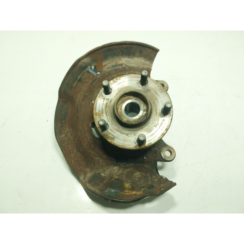 Recambio de mangueta delantera derecha para toyota auris station wagon (_e18_) 1.8 hybrid (zwe186_) referencia OEM IAM   