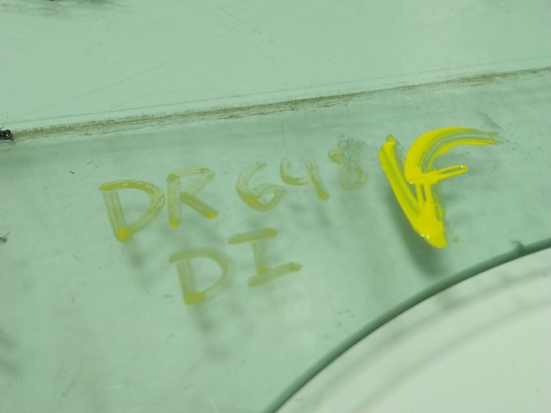 Recambio de cristal puerta delantero izquierdo para toyota aygo (_b1_) 1.0 (kgb10_) referencia OEM IAM 681120H030  