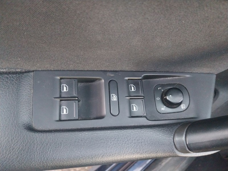 volkswagen passat b7 variant (365) del año 2011