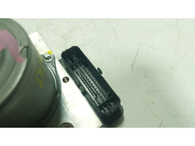 Recambio de abs para toyota yaris cross (mxp_) 1.5 hybrid (mxpj10) referencia OEM IAM 440500DK70 445400DA60 