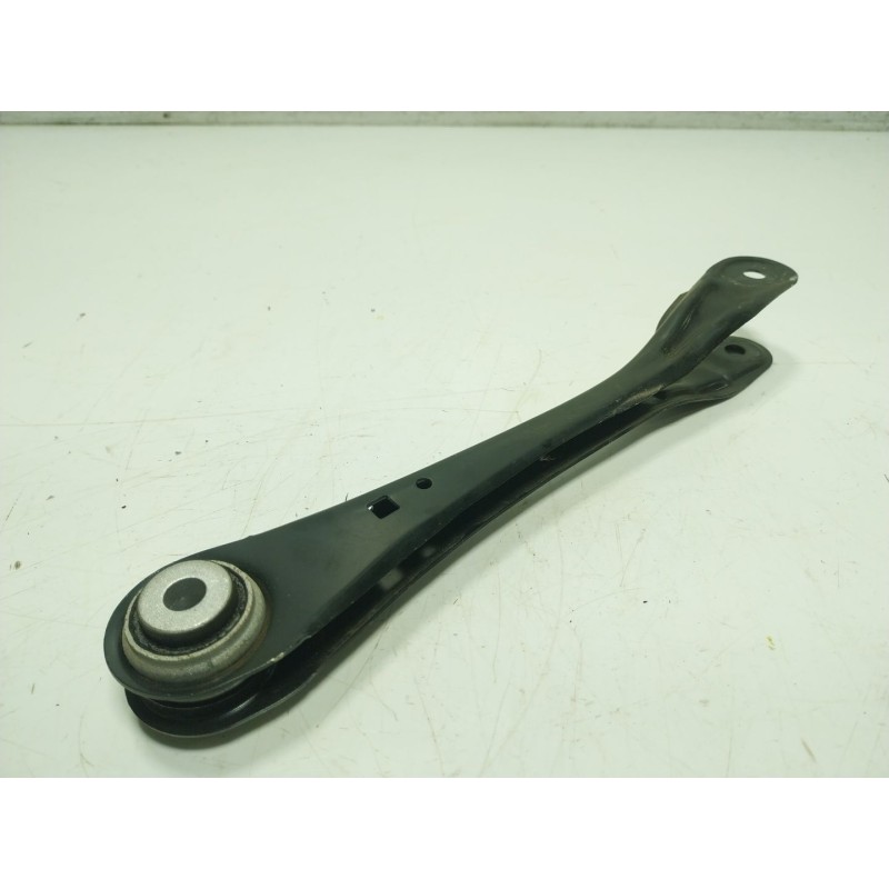 Recambio de brazo suspension inferior trasero izquierdo para bmw 5 (g30, f90) 530 i mild-hybrid xdrive referencia OEM IAM 333068