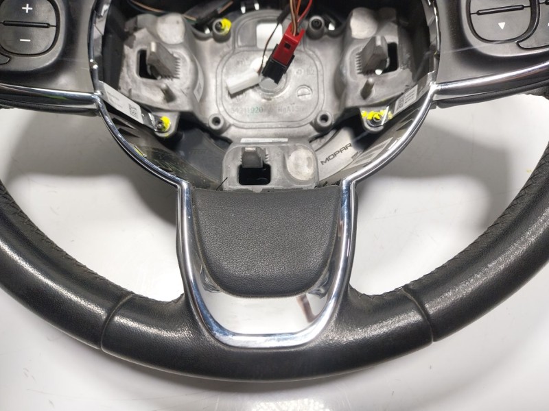 Recambio de volante para fiat 500 (312_) 1.2 (312axa1a) referencia OEM IAM 735633727 7356955078 