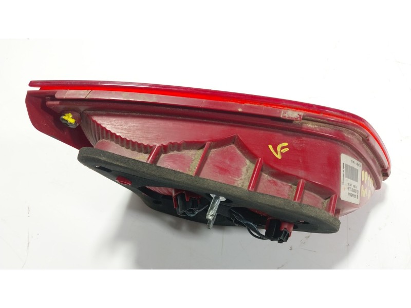 Recambio de piloto trasero derecho interior para volkswagen passat b7 variant (365) 1.6 tdi referencia OEM IAM  3AF945094K 