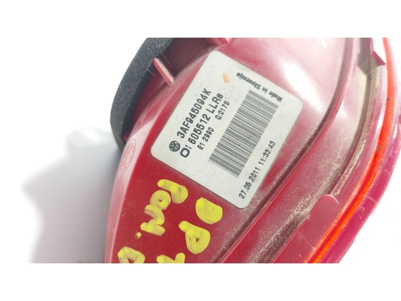 Recambio de piloto trasero derecho interior para volkswagen passat b7 variant (365) 1.6 tdi referencia OEM IAM  3AF945094K 