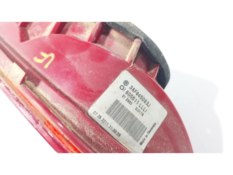 Recambio de piloto trasero izquierdo interior para volkswagen passat b7 variant (365) 1.6 tdi referencia OEM IAM  3AF945093J 