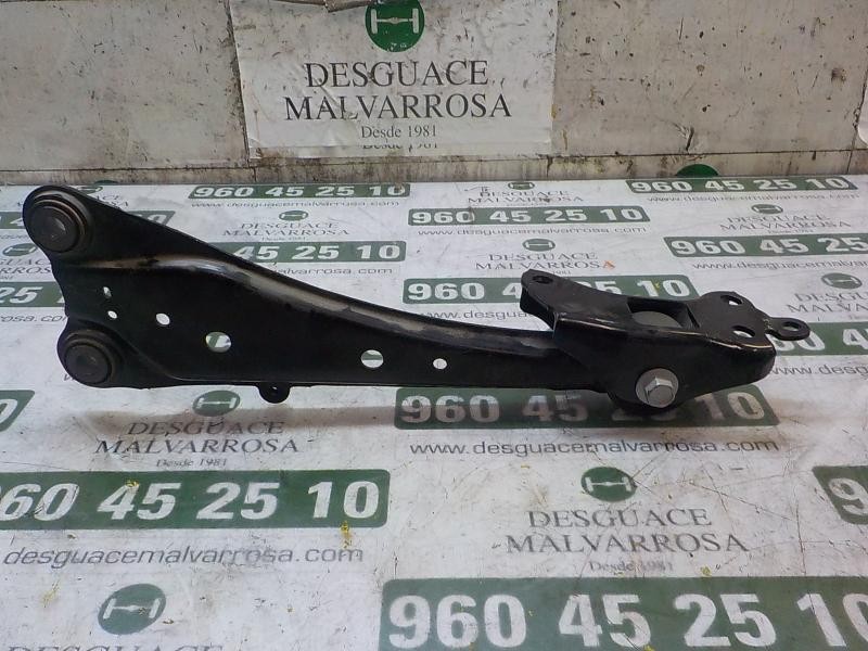 Recambio de brazo suspension superior trasero derecho para toyota rav 4 advance hybrid referencia OEM IAM 4871742010  
