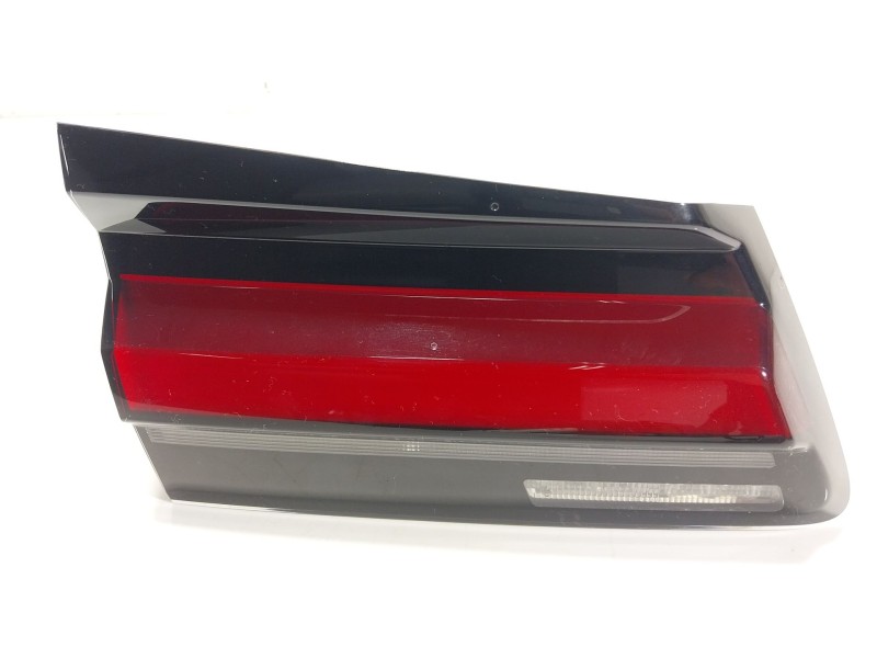 Recambio de piloto trasero izquierdo interior para bmw 5 (g30, f90) 530 i mild-hybrid xdrive referencia OEM IAM  63215A38AF1 