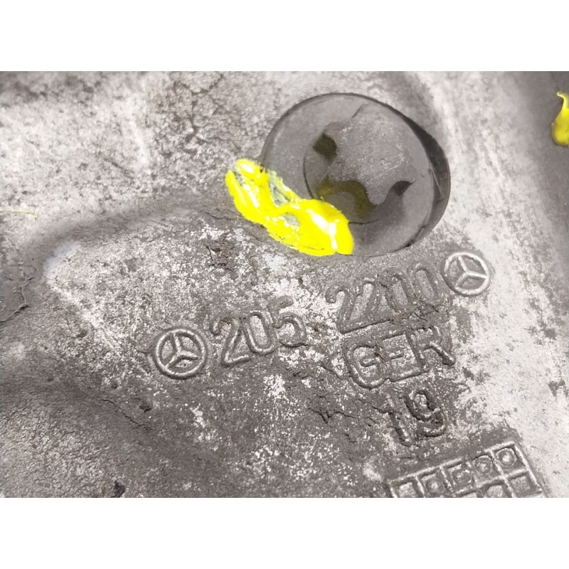 Recambio de mangueta delantera derecha para mercedes-benz clase c t-model (s205) c 220 bluetec / d (205.204) referencia OEM IAM 