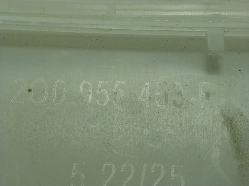 Recambio de deposito limpia para seat ibiza v (kj1, kjg) 1.0 tsi referencia OEM IAM   2Q0955453F