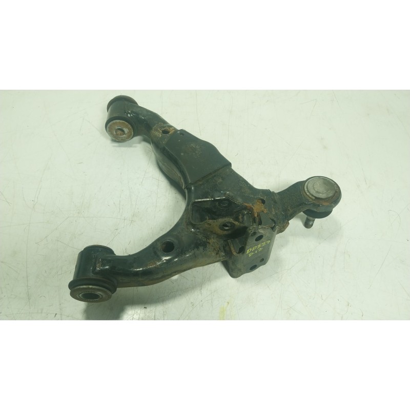 Recambio de brazo suspension inferior delantero izquierdo para toyota land cruiser prado (_j15_) 2.8 d-4d (gdj150_, gdj155_, gdj