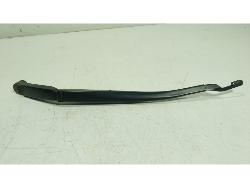 Recambio de brazo limpia delantero izquierdo para toyota land cruiser prado (_j15_) 2.8 d-4d (gdj150_, gdj155_, gdj150) referenc