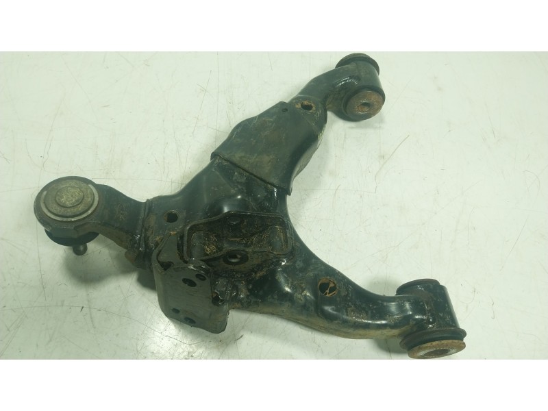 Recambio de brazo suspension inferior delantero derecho para toyota land cruiser prado (_j15_) 2.8 d-4d (gdj150_, gdj155_, gdj15