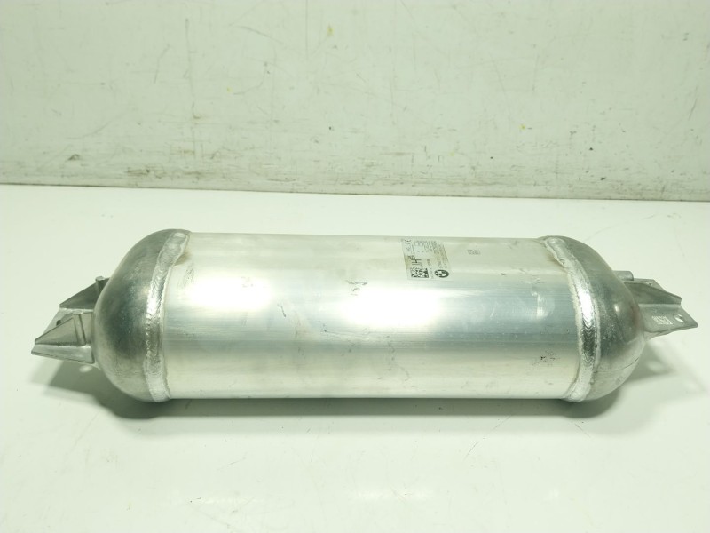 Recambio de deposito suspension para bmw x7 (g07) xdrive 40 d mild-hybrid referencia OEM IAM  687849205 