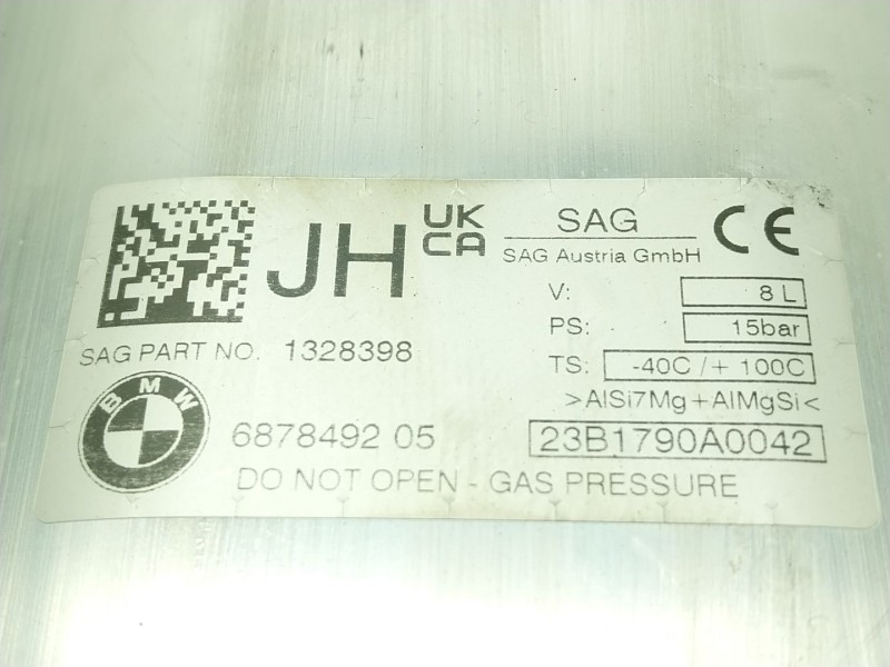 Recambio de deposito suspension para bmw x7 (g07) xdrive 40 d mild-hybrid referencia OEM IAM  687849205 