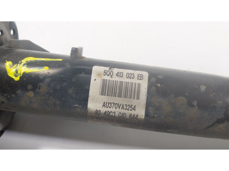 Recambio de amortiguador delantero derecho para audi a3 sportback (8va, 8vf) 1.4 tfsi referencia OEM IAM 5Q0413023EB  5Q0413023E