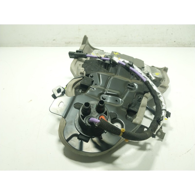 Recambio de convertidor de voltaje para bmw x7 (g07) xdrive 40 d mild-hybrid referencia OEM IAM  61425A40DF5201 