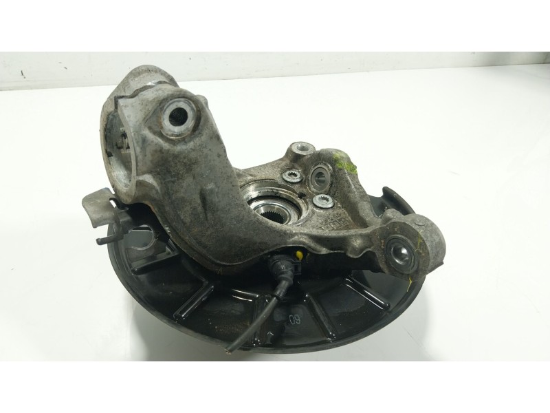 Recambio de mangueta delantera izquierda para volkswagen passat b7 variant (365) 1.6 tdi referencia OEM IAM   