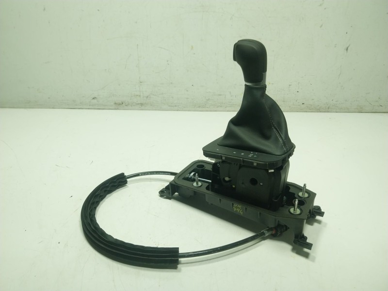 Recambio de palanca cambio para seat ibiza v (kj1, kjg) 1.0 tsi referencia OEM IAM   2Q1713023AS