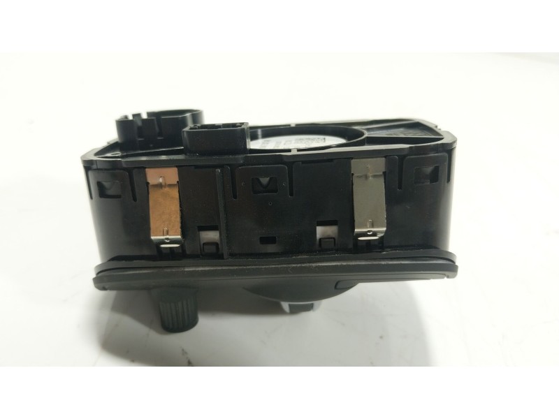 Recambio de mando luces para audi a3 sportback (8va, 8vf) 35 tfsi referencia OEM IAM  8V0941531AR 