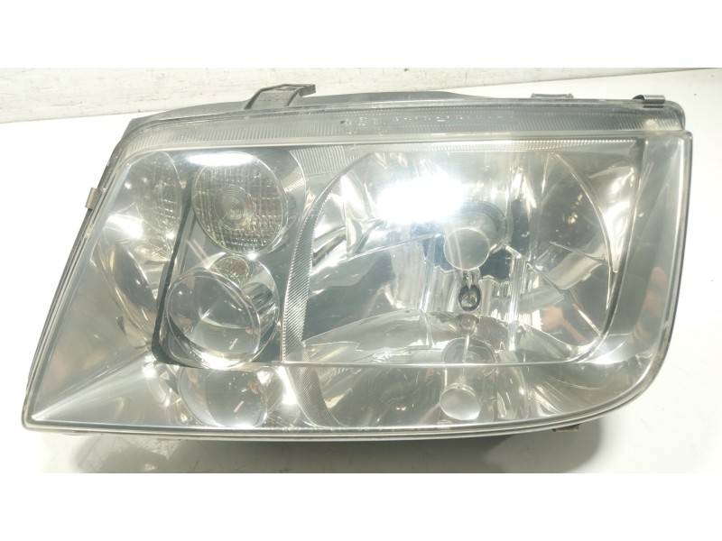 Recambio de faro izquierdo para volkswagen bora i (1j2) 1.9 tdi referencia OEM IAM   