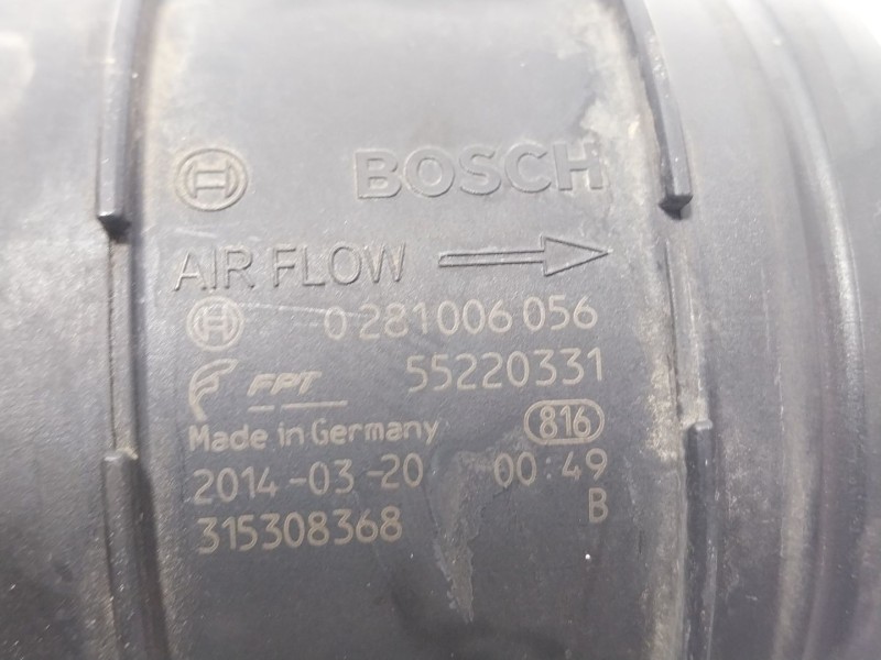 Recambio de caudalimetro para iveco daily vi furgoneta 33s15, 35s15, 35c15 referencia OEM IAM  55220331 