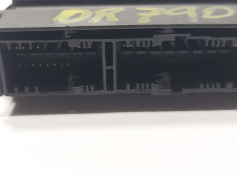 Recambio de centralita airbag para iveco daily vi furgoneta 33s15, 35s15, 35c15 referencia OEM IAM  5801460860 