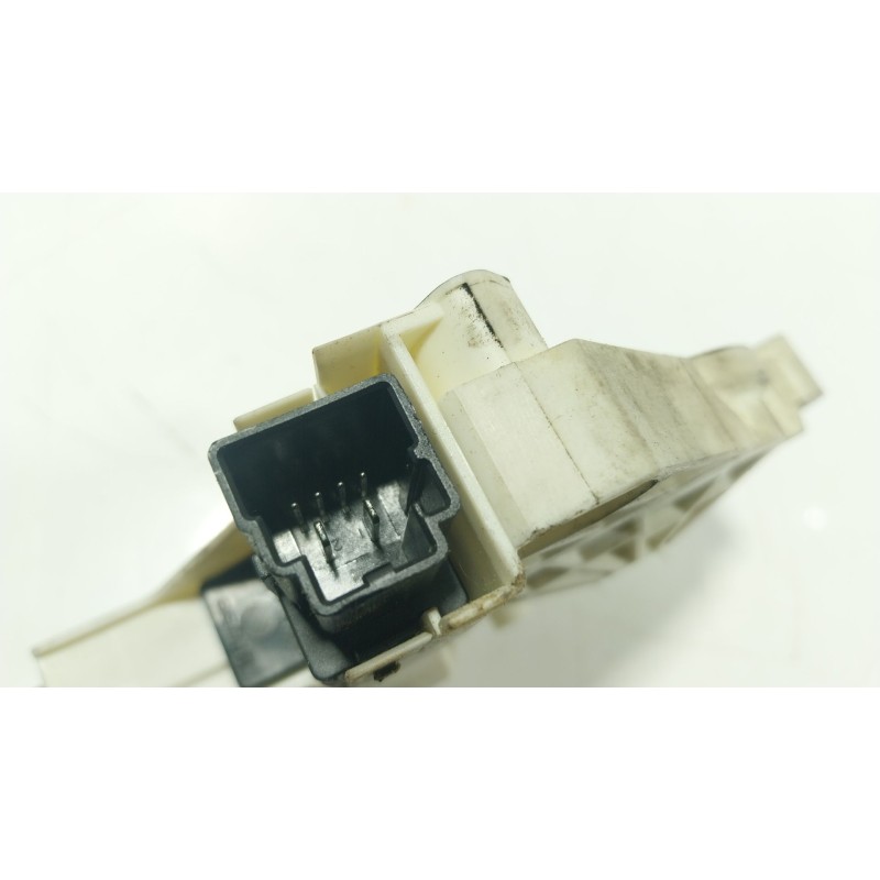 Recambio de motor elevalunas trasero derecho para land rover discovery iv (l319) 2.7 td 4x4 referencia OEM IAM  AH2214B554AA 