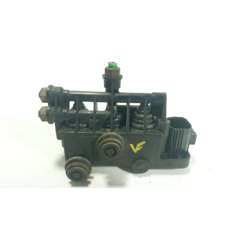 Recambio de valvula aire adicional para land rover discovery iv (l319) 2.7 td 4x4 referencia OEM IAM  RVH000095 