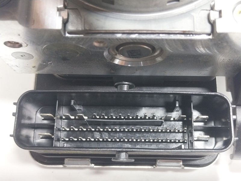 Recambio de abs para volkswagen tiguan (ad1, ax1) 2.0 tdi referencia OEM IAM  5Q0614517GB 