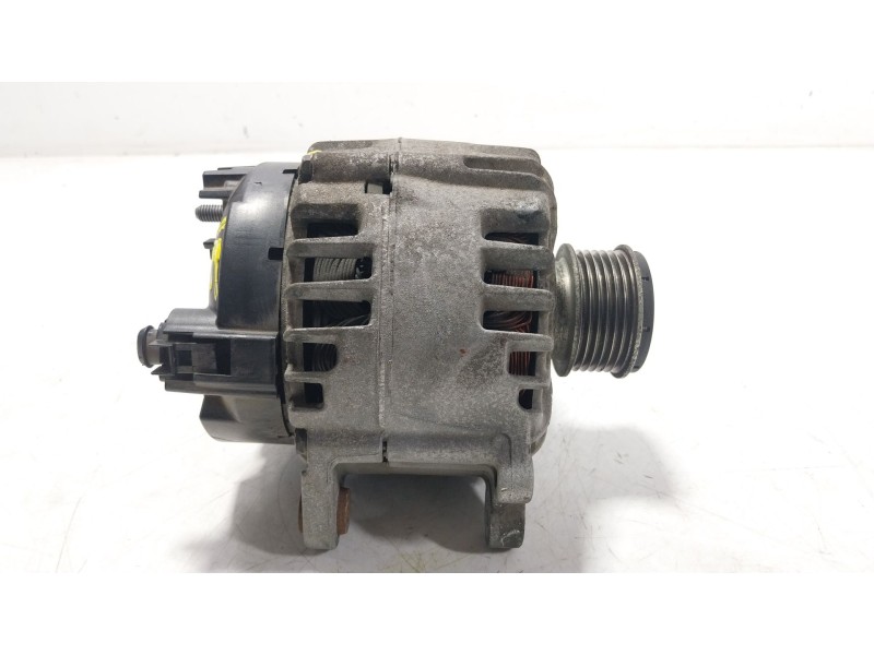 Recambio de alternador para volkswagen polo v (6r1, 6c1) 1.6 tdi referencia OEM IAM 03L903023F 03L903023F 