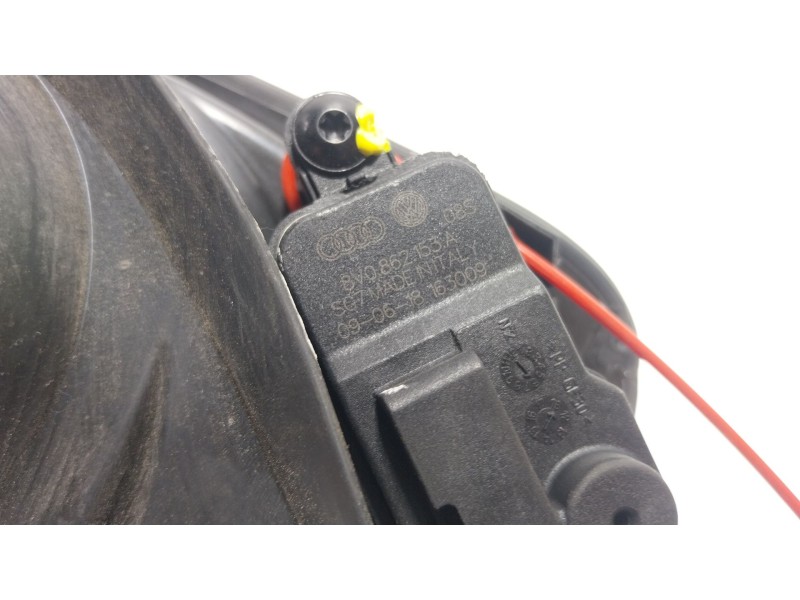 Recambio de tapa combustible para audi a3 sportback (8va, 8vf) 35 tfsi referencia OEM IAM 8V4809907C 8V4809906 