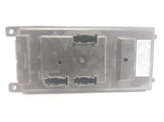 Recambio de caja reles / fusibles para land rover discovery iv (l319) 2.7 td 4x4 referencia OEM IAM  AH2214F041AG  2