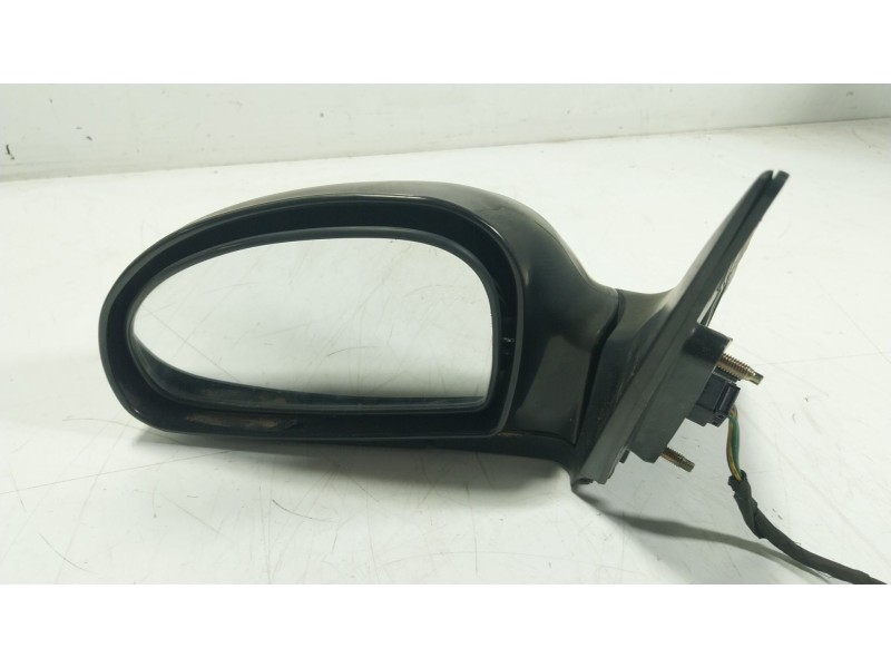 Recambio de espejo izquierdo para kia cerato i sedán (ld) 1.6 referencia OEM IAM   