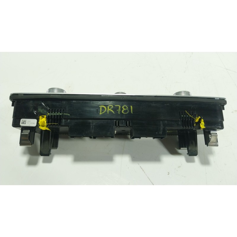 Recambio de mando climatizador para audi a3 sportback (8va, 8vf) 35 tfsi referencia OEM IAM 8V0820043AE 8V0820043AE 