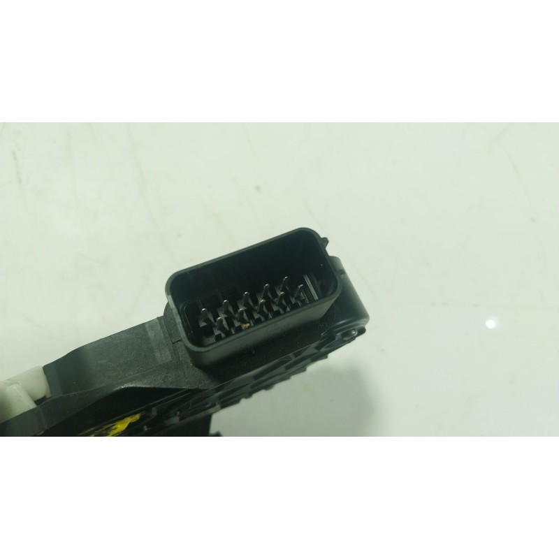 Recambio de cerradura puerta trasera derecha para land rover discovery iv (l319) 2.7 td 4x4 referencia OEM IAM  7H5A26412AC 