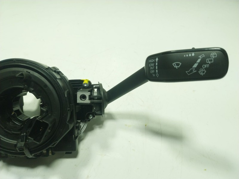 Recambio de mando intermitentes para volkswagen tiguan (ad1, ax1) 2.0 tdi referencia OEM IAM 5Q1953521KF 5Q1953521KF 